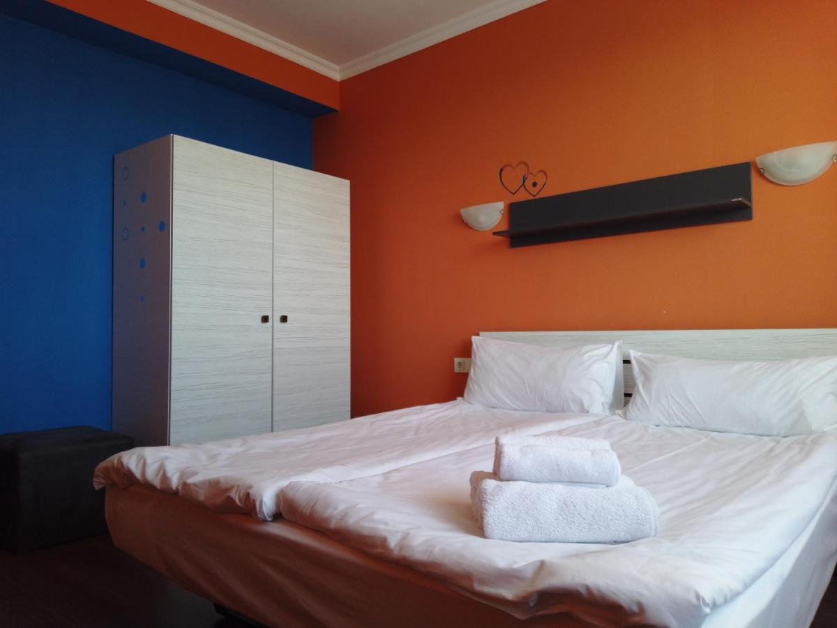 Rezohut Hotel Goedaoeri Buitenkant foto