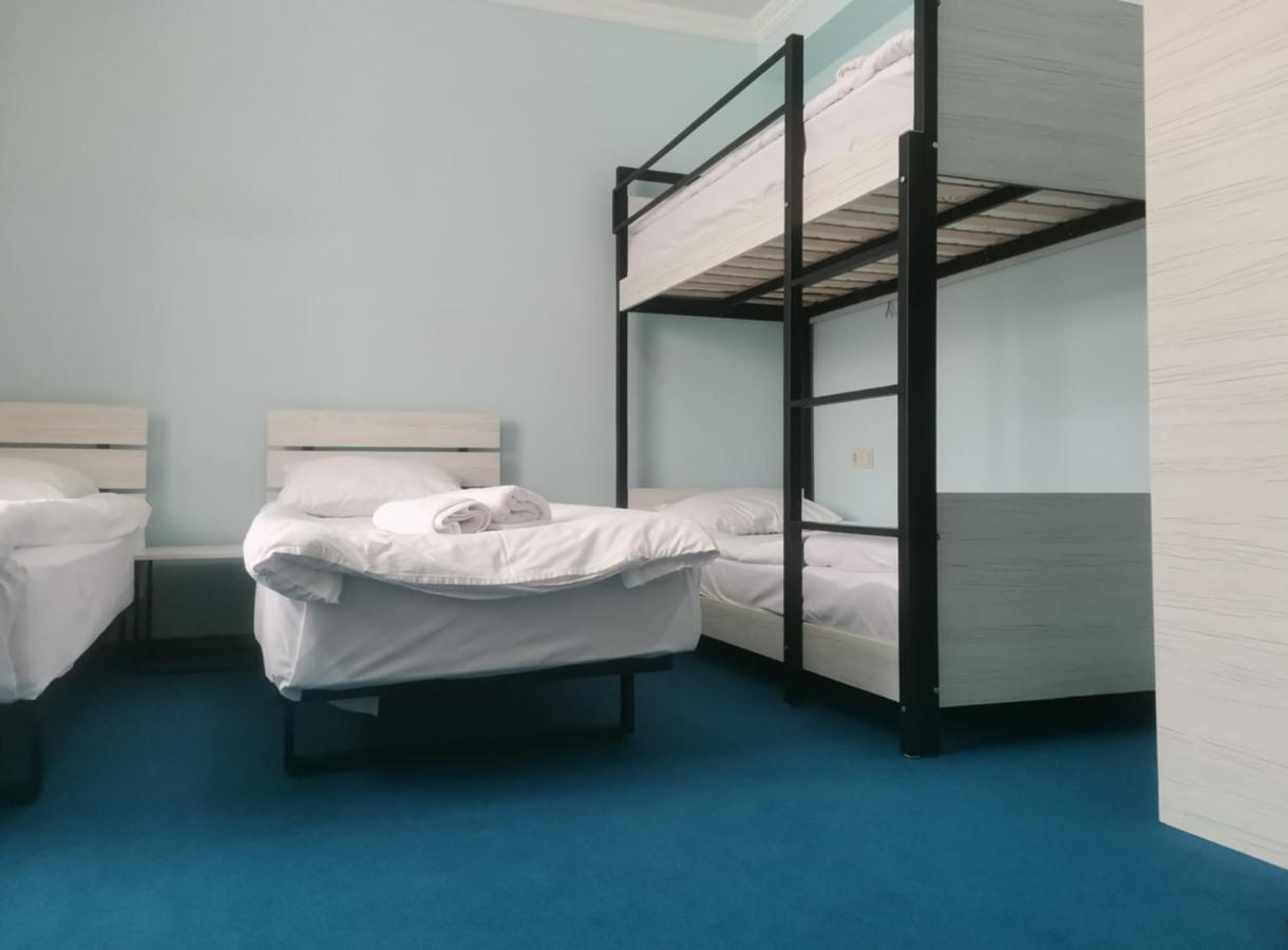 Rezohut Hotel Goedaoeri Buitenkant foto