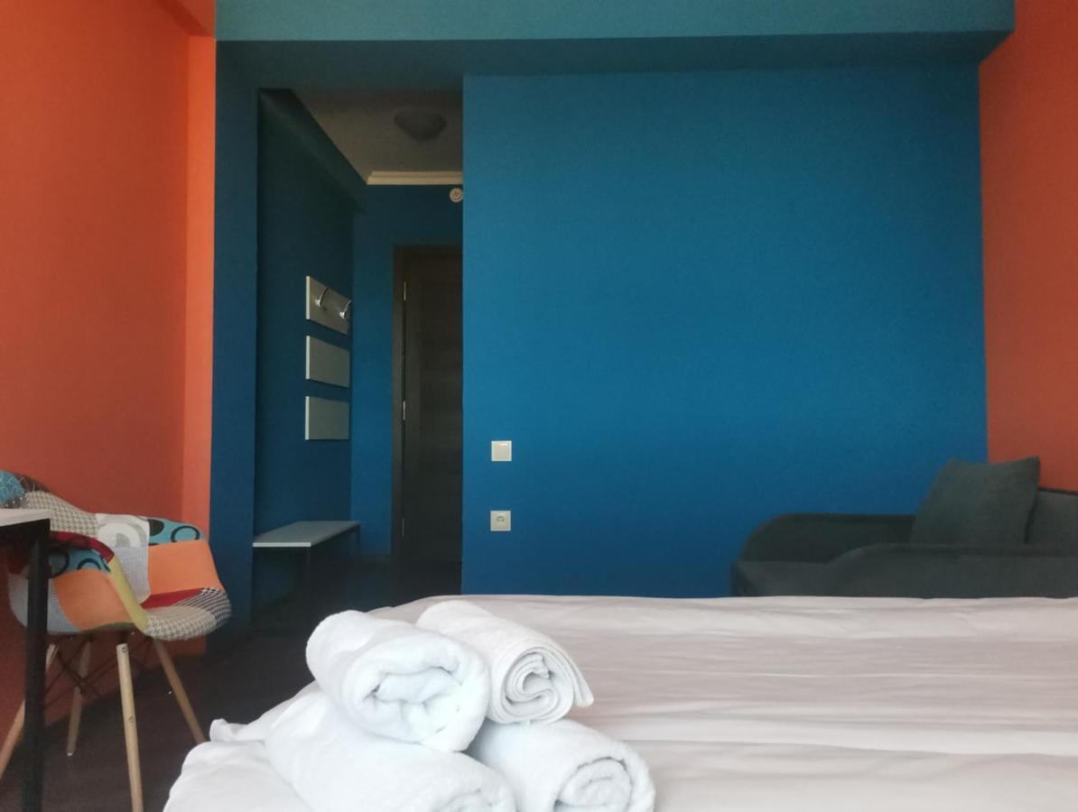 Rezohut Hotel Goedaoeri Buitenkant foto